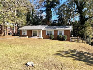 Main picture of 3347 Thunderbird Rd