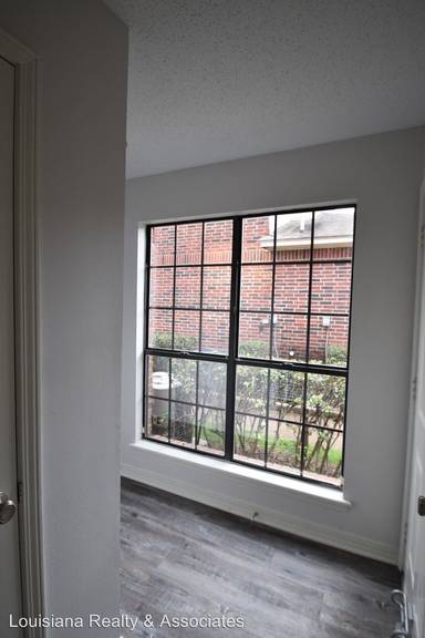 Main picture of 41 Meadow Creek Dr