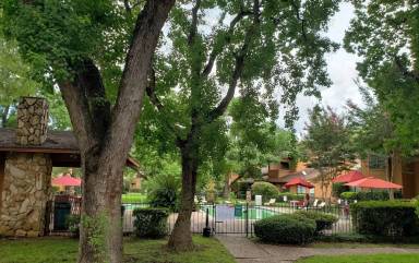 Main picture of 3206 Eastwood Dr