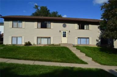 Main picture of 220 40th Street Dr SE