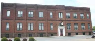 Main picture of 320 S 2nd St