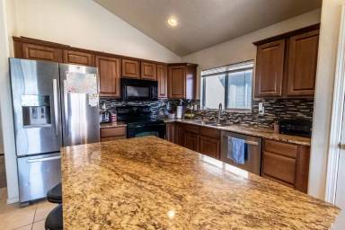 Main picture of 2314 W 2150 N