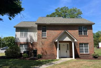Main picture of 1000 Mt Holly Huntersville Rd