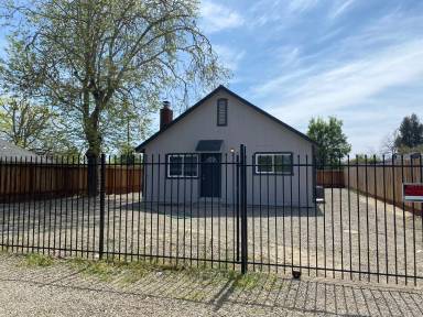 Main picture of 1736 Linda Ave