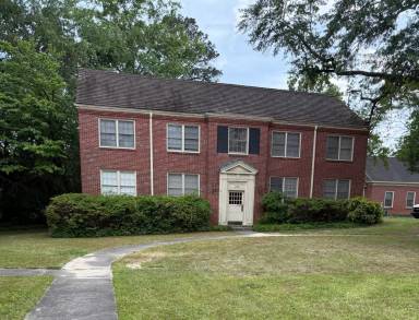 Main picture of Heathwood Court Apartments