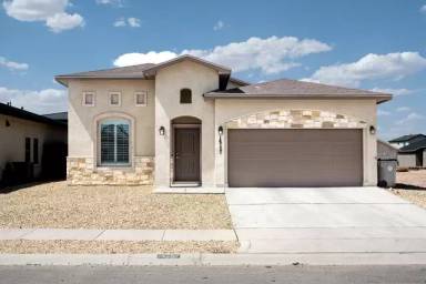 Main picture of 14757 Mike a Mendoza Ave