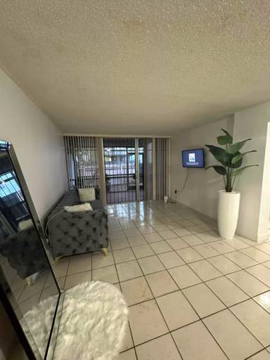 Main picture of 110 Fontainebleau Blvd