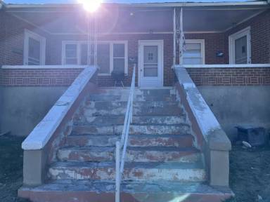 Main picture of 661 5th St