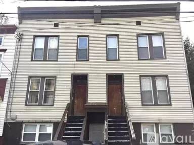 Main picture of 506 3rd St