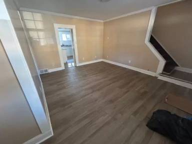 Main picture of 301 1st Ave