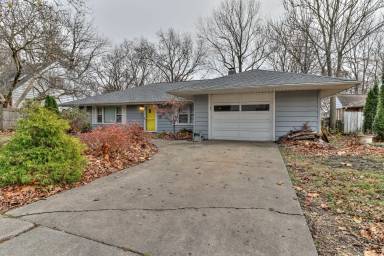 Main picture of 803 W Clark St