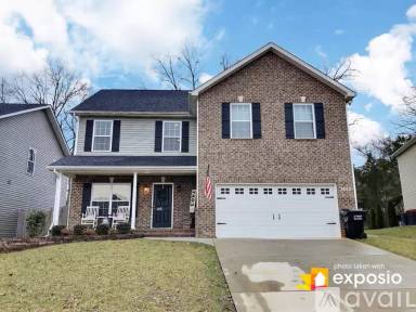 Main picture of 7403 Ladd Rd