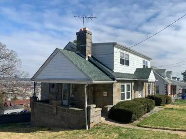 Main picture of 723 Grove St