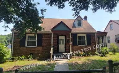 Main picture of 1 E 36th St