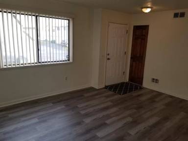 Main picture of 904 Eastbrooke Ln