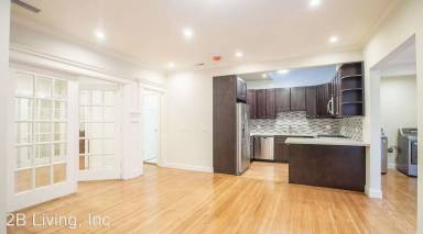 Main picture of 1449 Page St