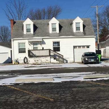 Main picture of 124 Filmore St