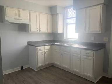 Main picture of 673 Stanley Ave