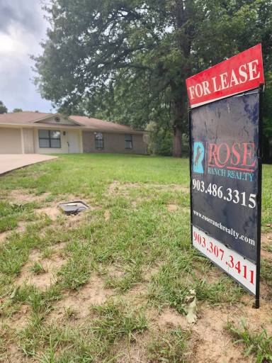 Main picture of 111 Crepe Myrtle Rd