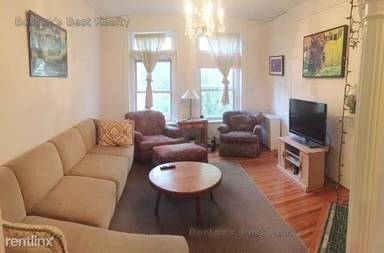 Main picture of 24 Strathmore Rd