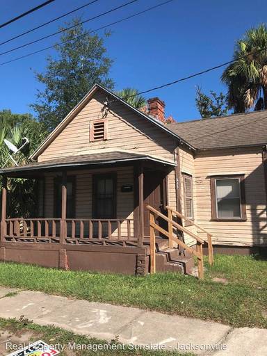 Main picture of 445 Belfort St