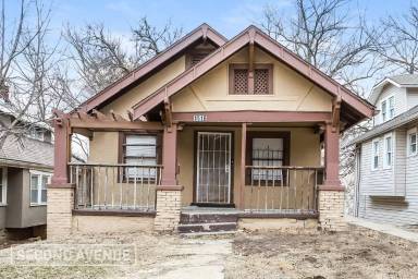 Main picture of 1510 E 50th Ter