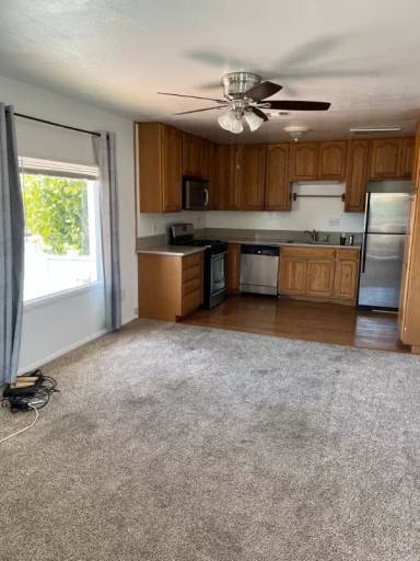 Main picture of 395 San Joaquin St