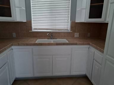 Main picture of 664 W 3rd St