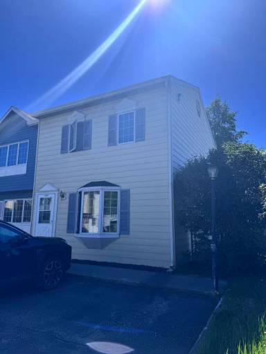 Main picture of 1599 Gillam Way