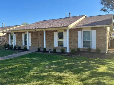 Main picture of 4836 Brandenburg Ln