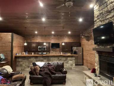 Main picture of 3700 Centreville Ave