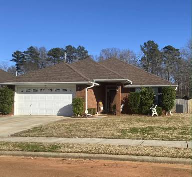 Main picture of 109 Shadow Ct SW