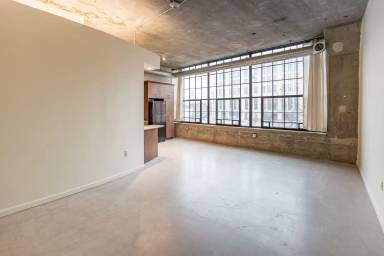 Main picture of 35 Burroughs St