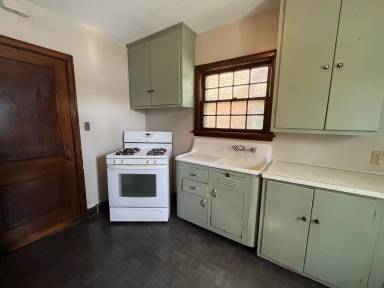 Main picture of 1906 24th St