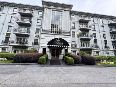 Main picture of 3201 Lenox Rd NE