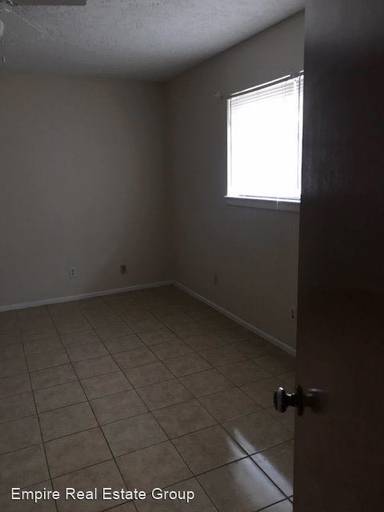 Main picture of 419 E Clinton St