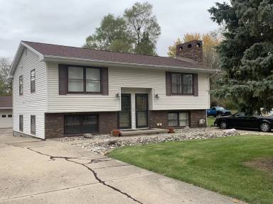 Main picture of 309 Renker Rd