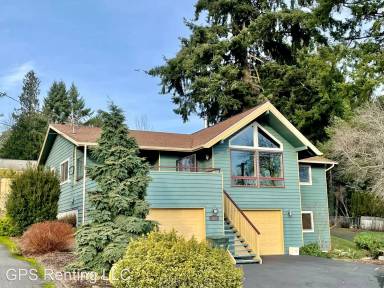 Main picture of 6428 NE 182nd St