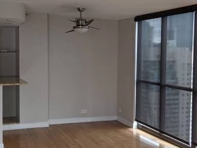 Main picture of 10 E Ontario St Apartments