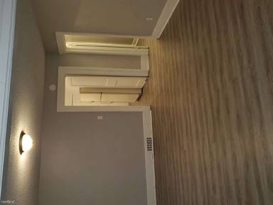 Main picture of 748 Alexander St SE