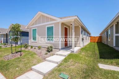 Main picture of 138 Sunflower St