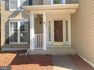 Main picture of 7931 Carriage Dr