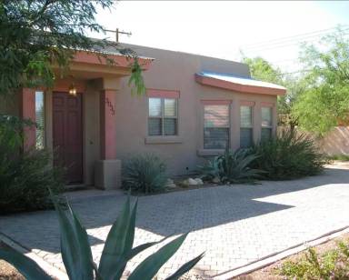 Main picture of 3033 N Fremont Ave