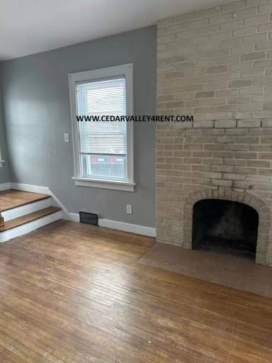 Main picture of 1445 W 2nd St