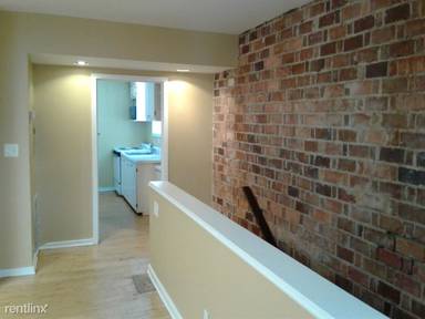 Main picture of 214 S Center St