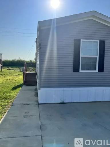 Main picture of 551 Blue Bunting Cir