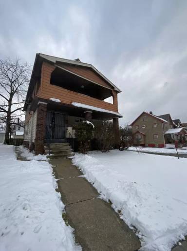 Main picture of 4804 E 84th St