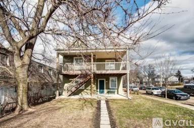 Main picture of 2465 - 2479 Medary Ave