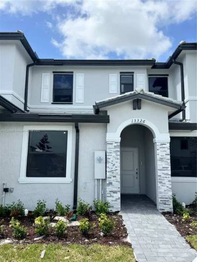 Main picture of 13387 SW 287th Ter