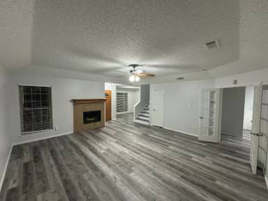 Main picture of 1713 Medina Dr
